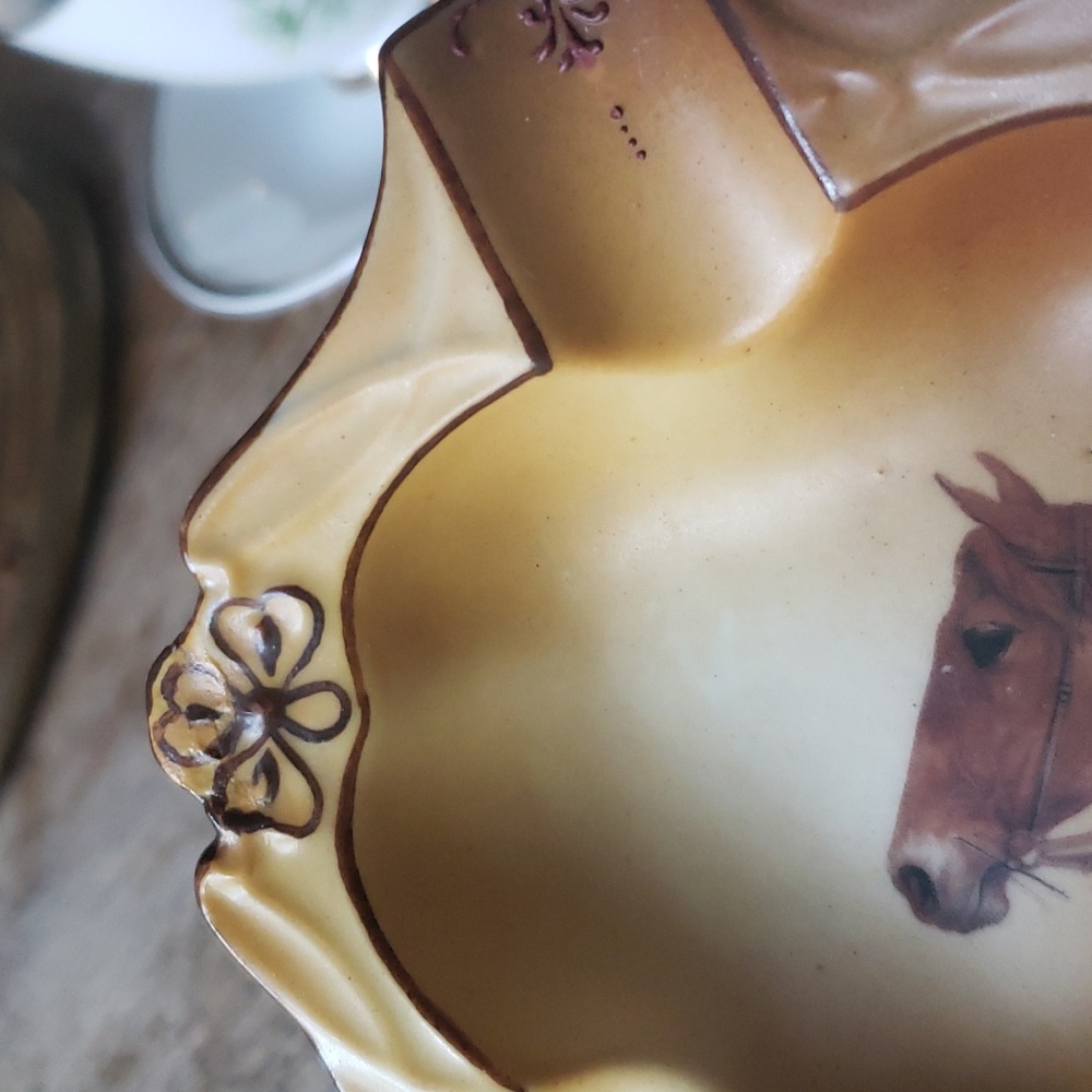Vintage Nippon Ashtray, hand pained, horse, western - Picture 5 of 10
